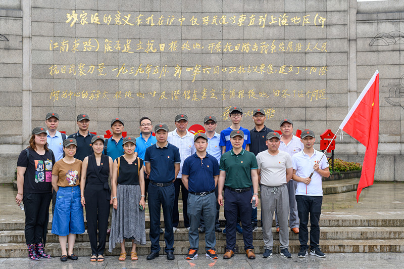 麥點彩印黨支部開展“重溫誓詞，不忘初心，牢記使命”主題黨日活動